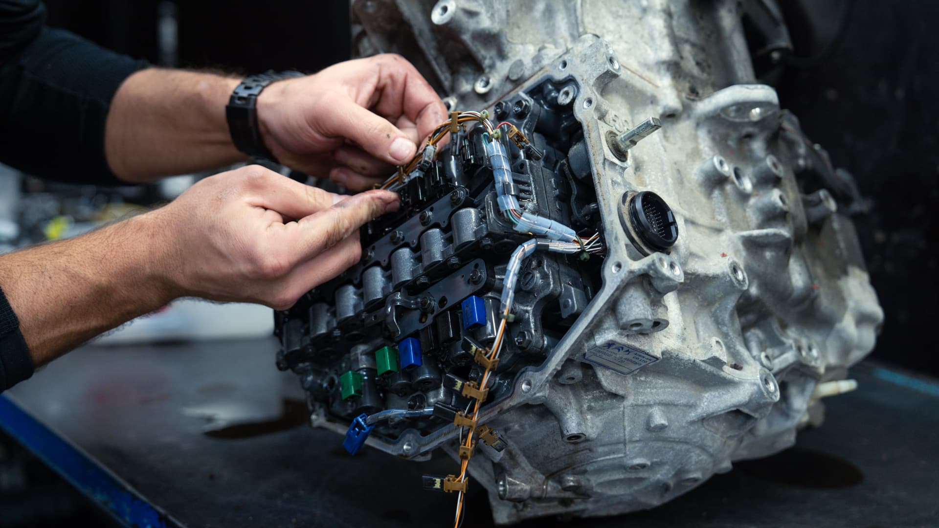 Automatic gearbox mechatronics rebuild